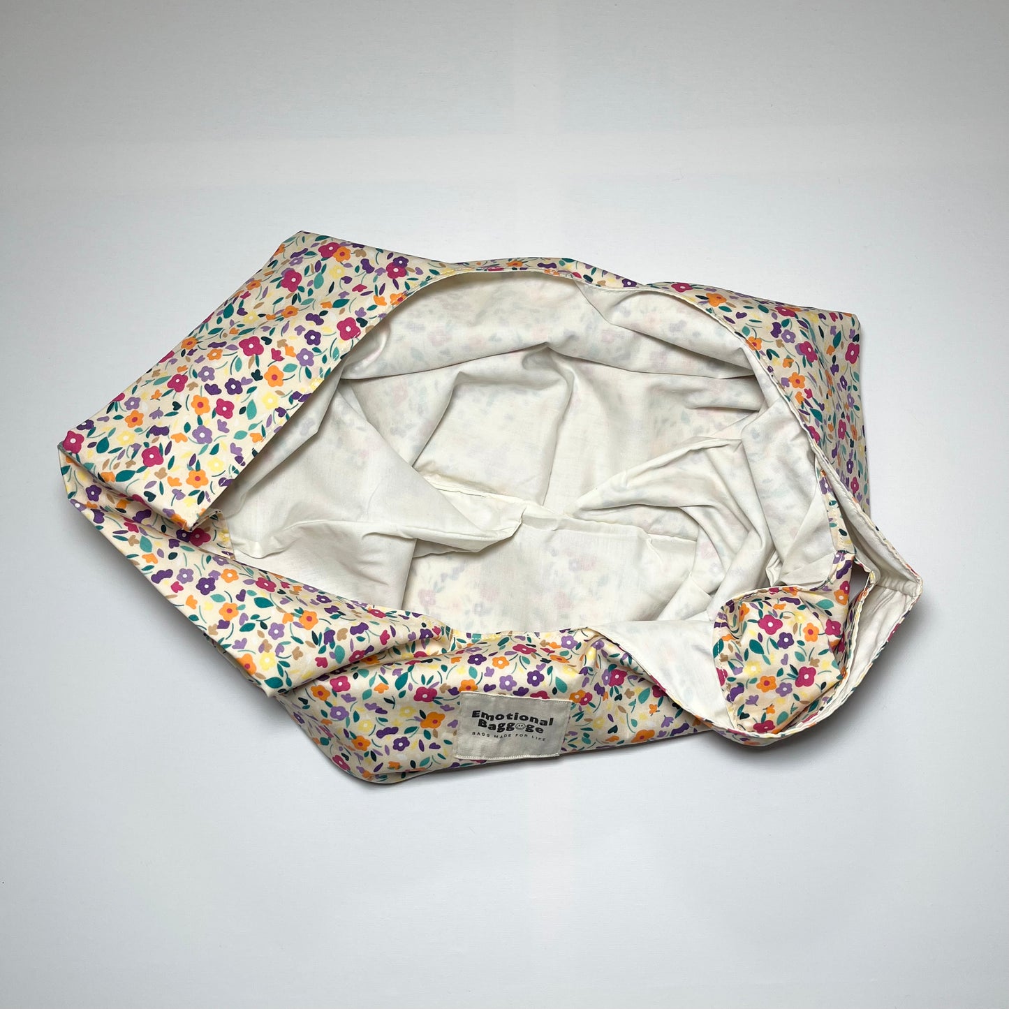 Emotional Baggage Shopper – Tiny Flower Print