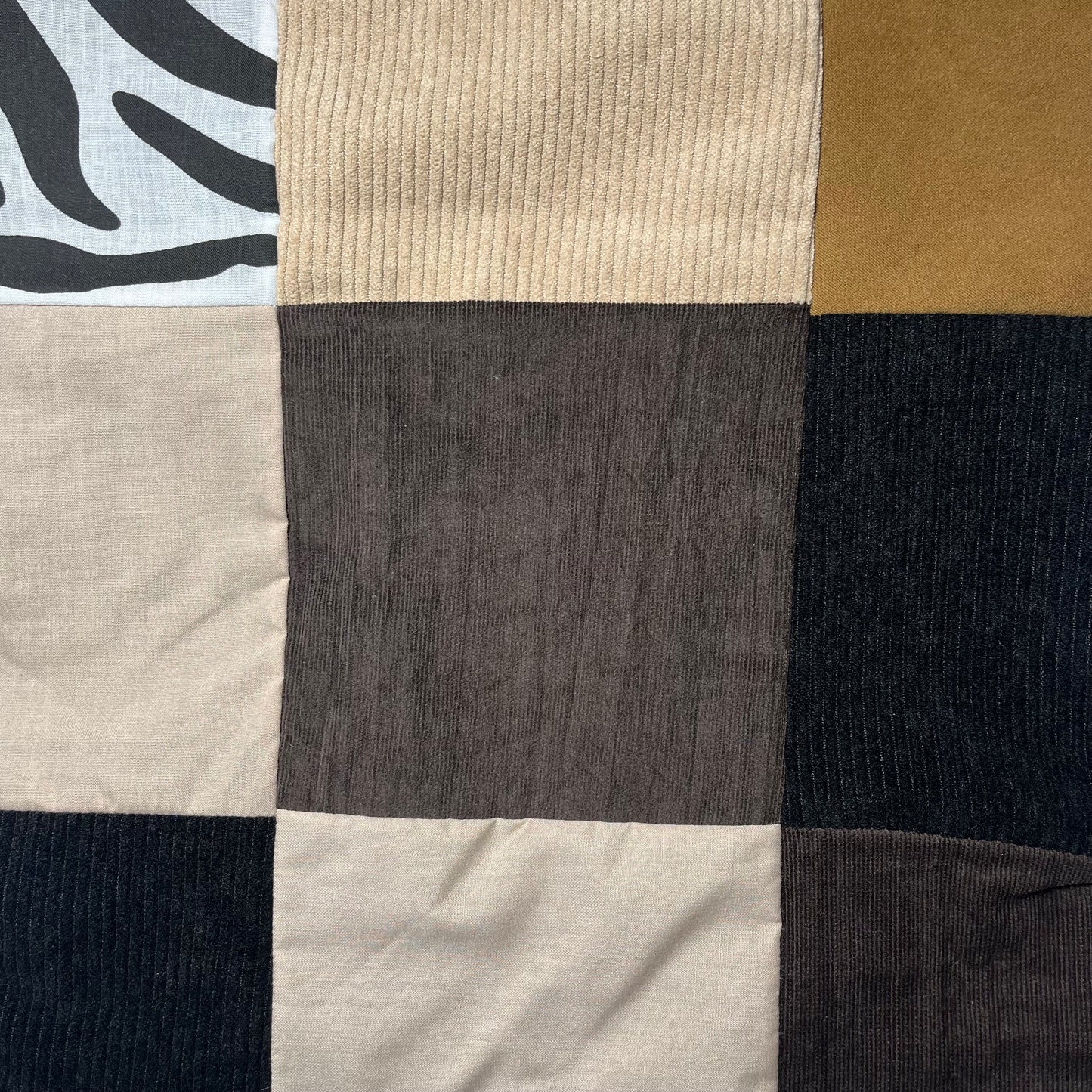 Emotional Baggage Shopper – Beige Patchwork